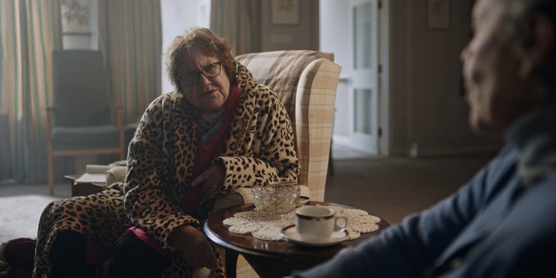 Photo 2 HUMBUG_STILL_1.jpg